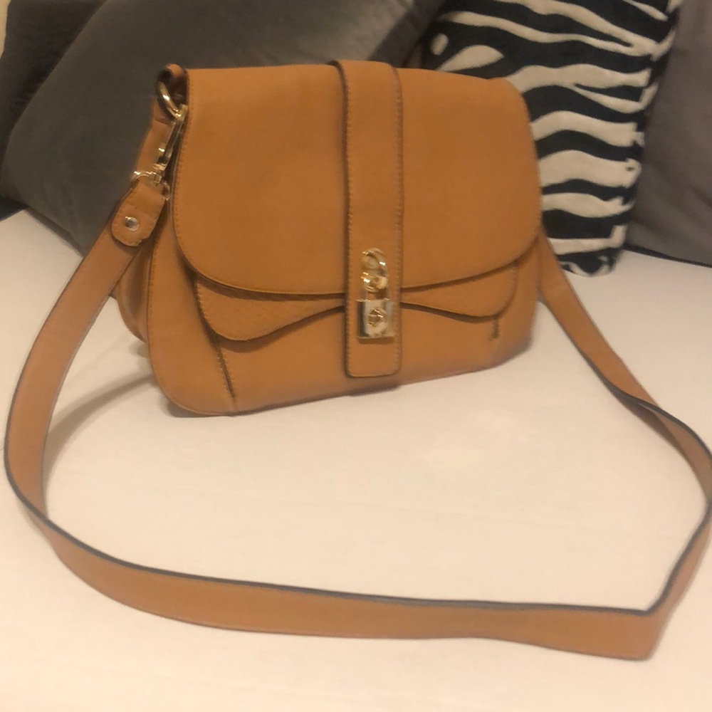 Very nice TMO shoulder bag
